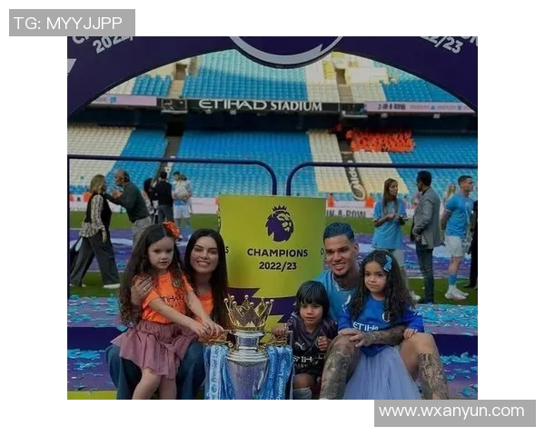 日本长发足球明星的女友揭秘她的魅力与生活点滴