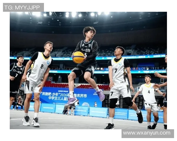中学生篮球明星的成长之路与梦想追逐的精彩瞬间