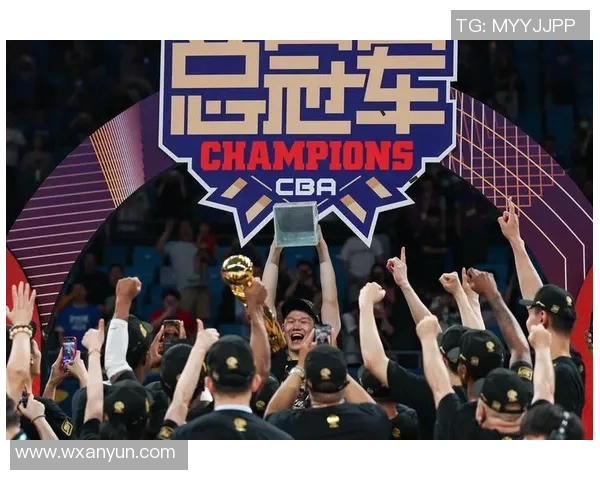 华裔篮球明星的璀璨星空盘点与他们的辉煌成就回顾